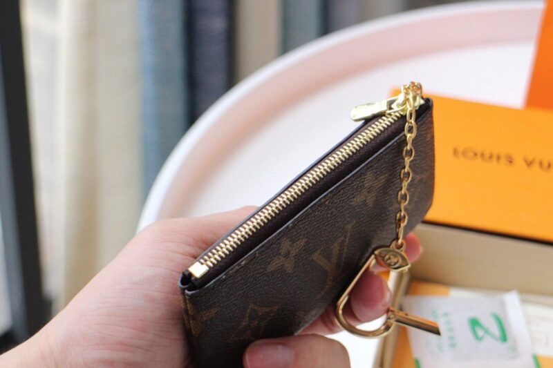 LV Key Pouch (M62650) - Image 4