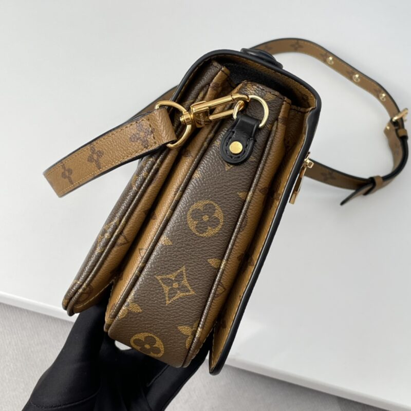 LV Monogram Pochette Metis bag Crossbody Bag - Image 17