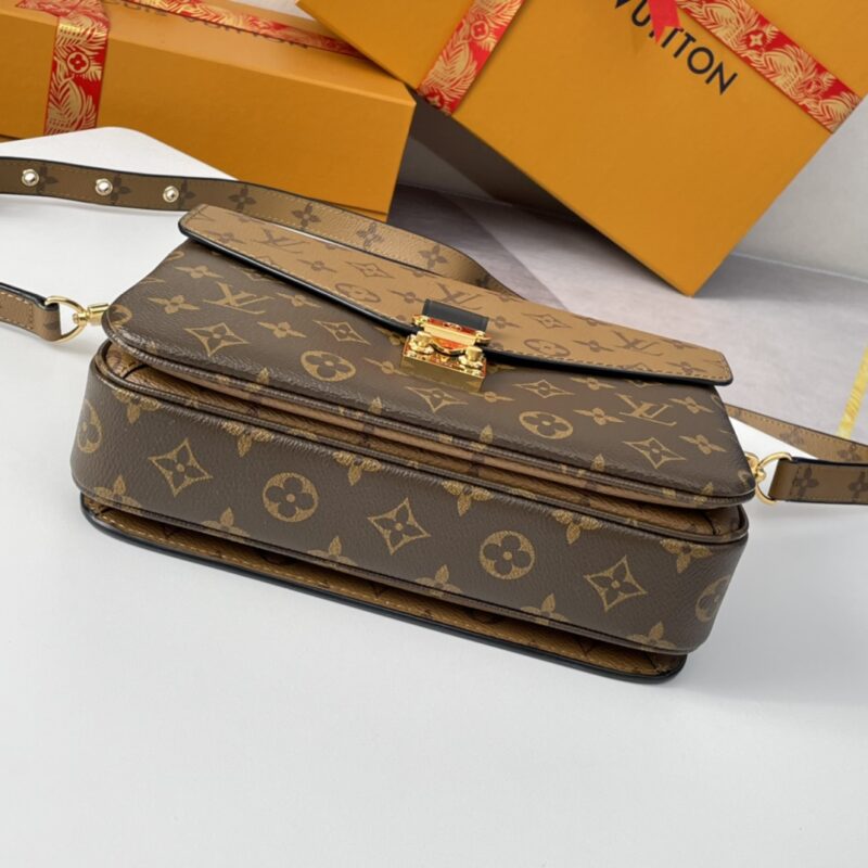 LV Monogram Pochette Metis bag Crossbody Bag - Image 16