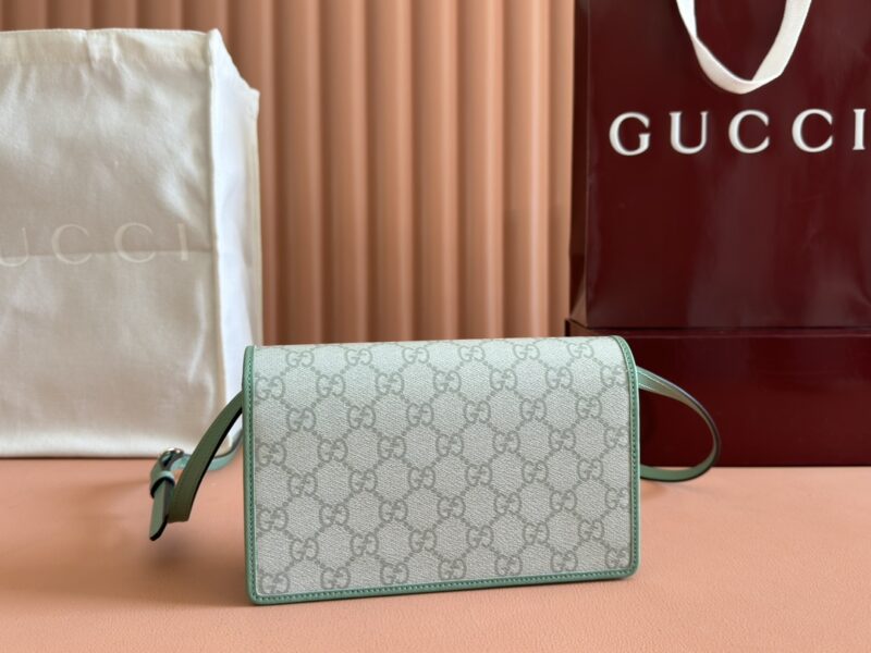 GG Emblem wallet with leather strap - Image 6