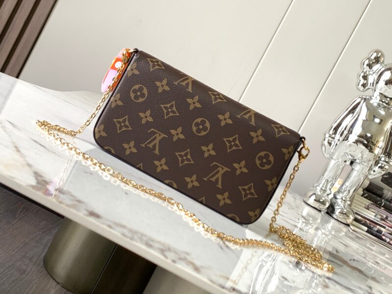 LV Pochette Felicie Bag Monogram Leather - Image 3