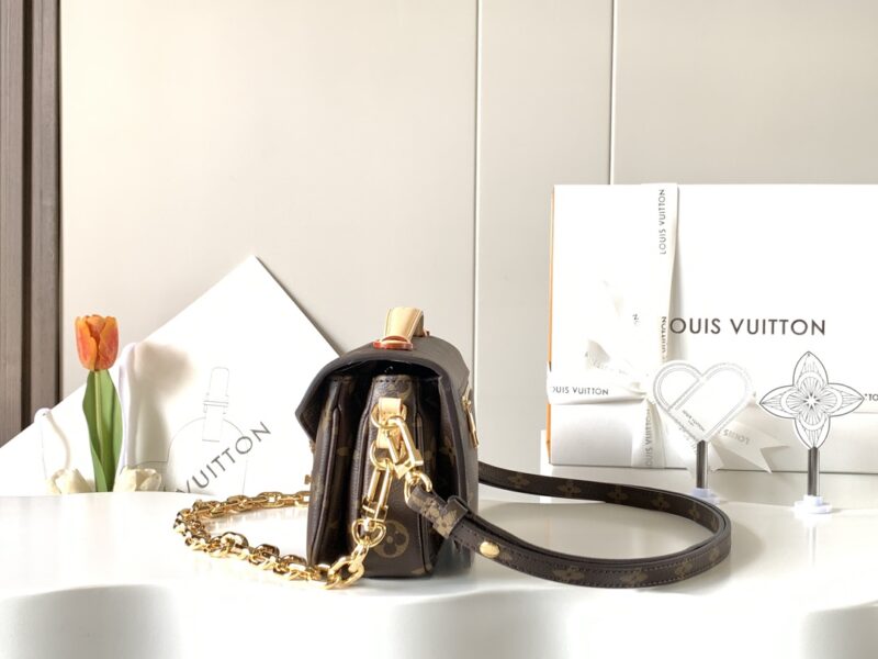 LV Pochette Métis East West Shoulder Bag Monogram - Image 2