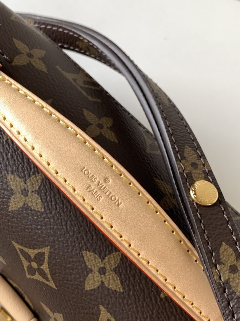 LV Pochette Métis East West Shoulder Bag Monogram - Image 6