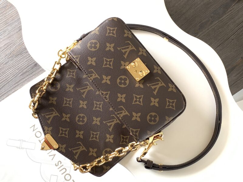 LV Pochette Métis East West Shoulder Bag Monogram - Image 7