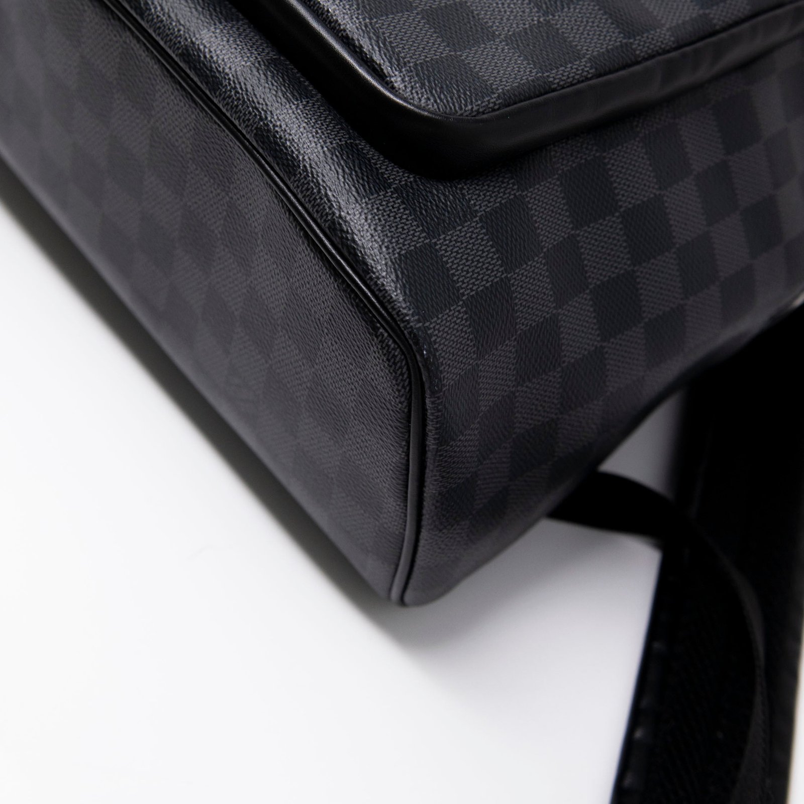 Louis Vuitton Damier Graphite Josh Backpack - Image 6