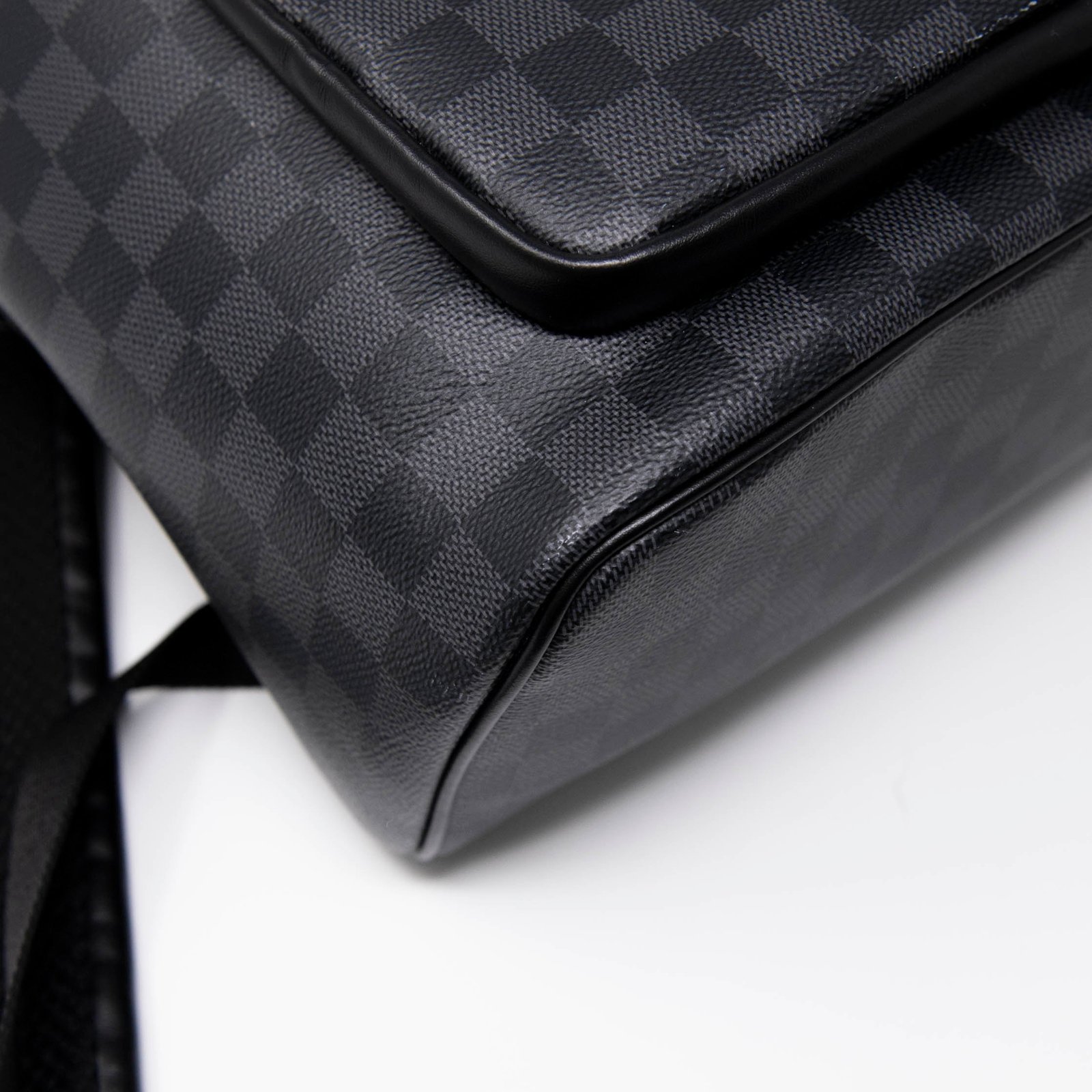 Louis Vuitton Damier Graphite Josh Backpack - Image 7
