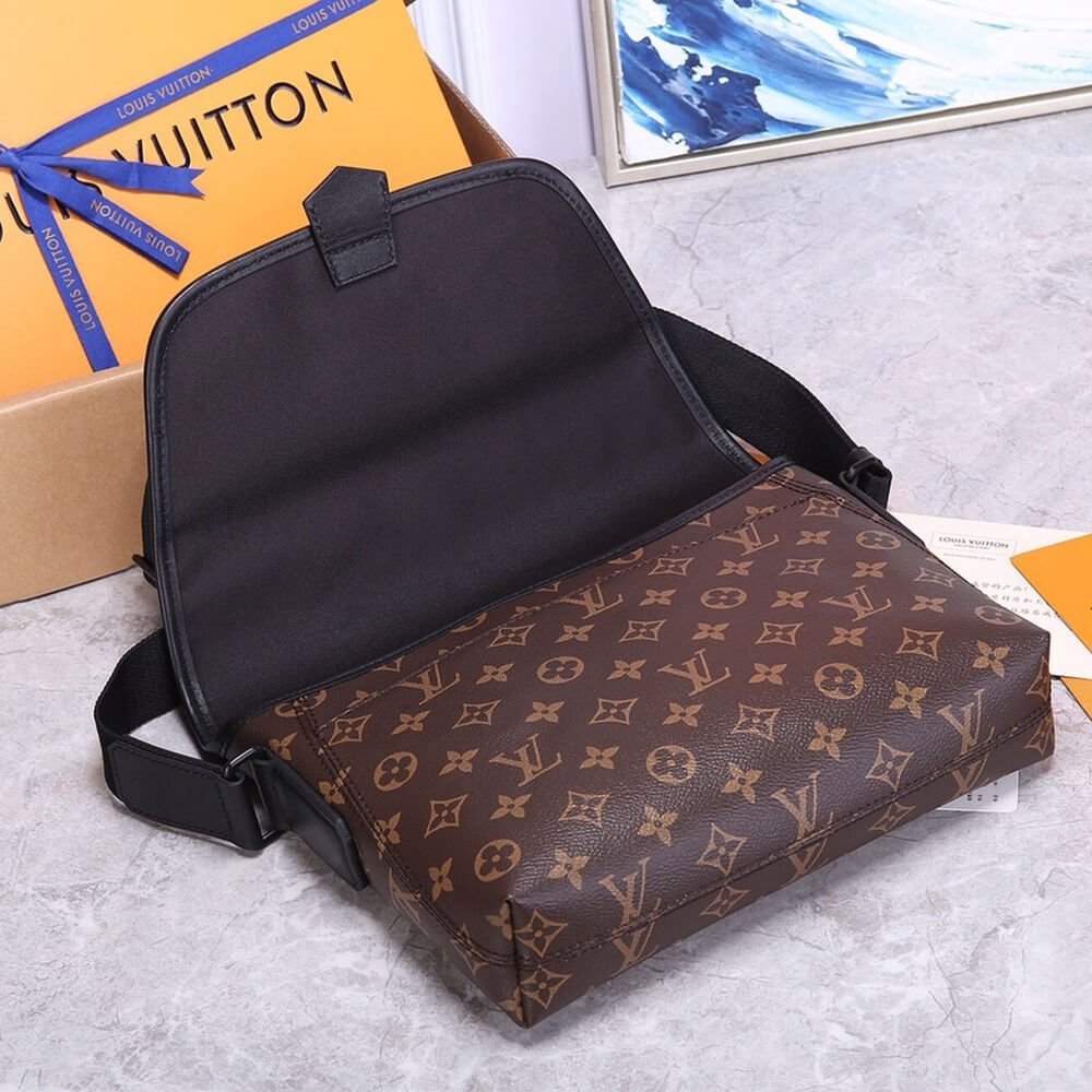 MAGNETIC MESSENGER - Image 5