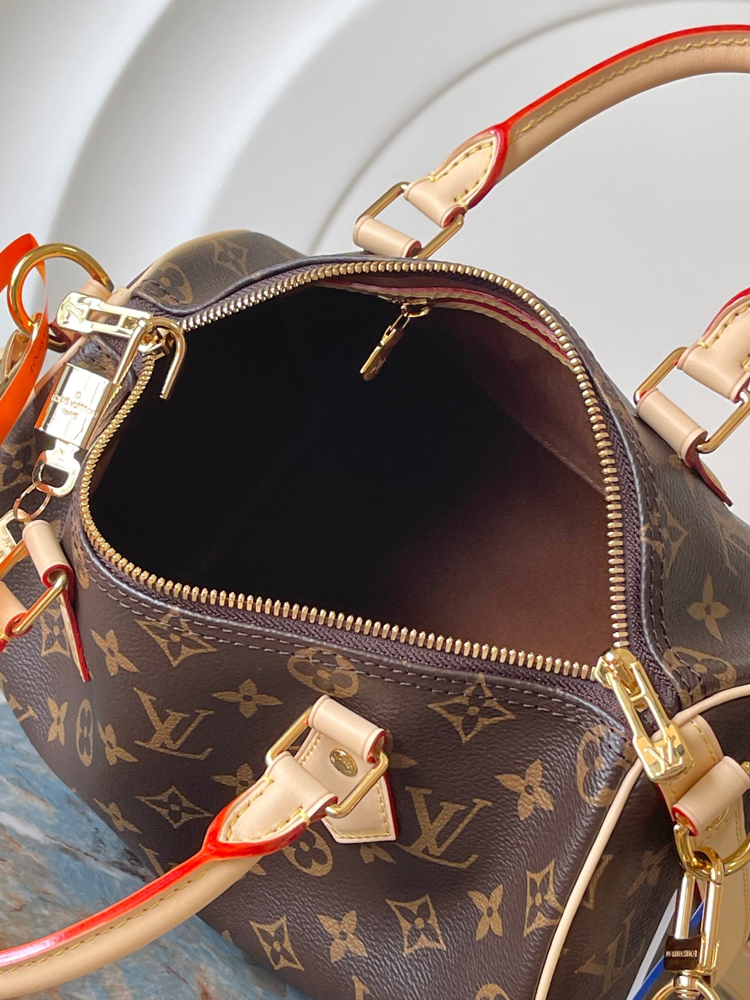 LV SPEEDY BANDOULIÈRE 25 Monogram - Image 8