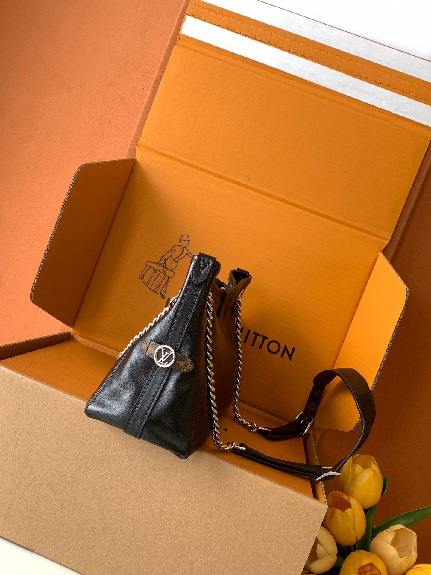 LV CarryAll BB Black Lamb - Image 15
