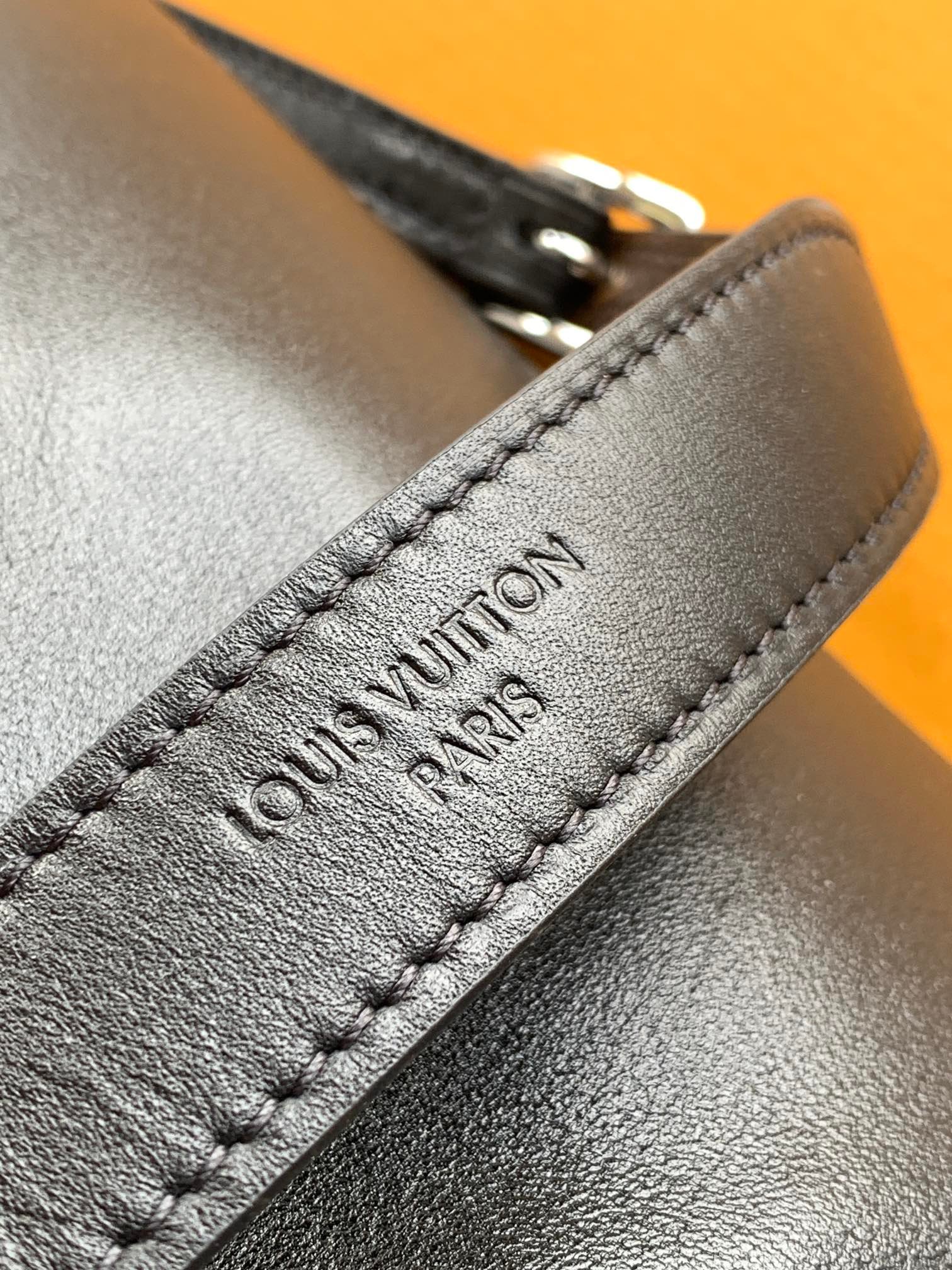 LV CarryAll BB Black Lamb - Image 8