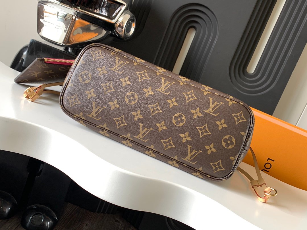 Louis Vuitton Neverfull PM Monogram - Image 9