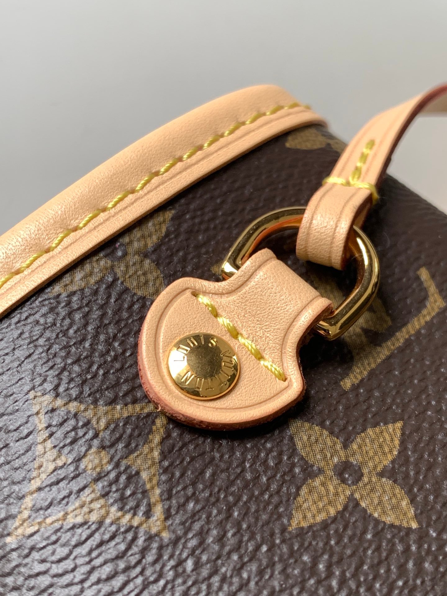 Louis Vuitton Neverfull PM Monogram - Image 4