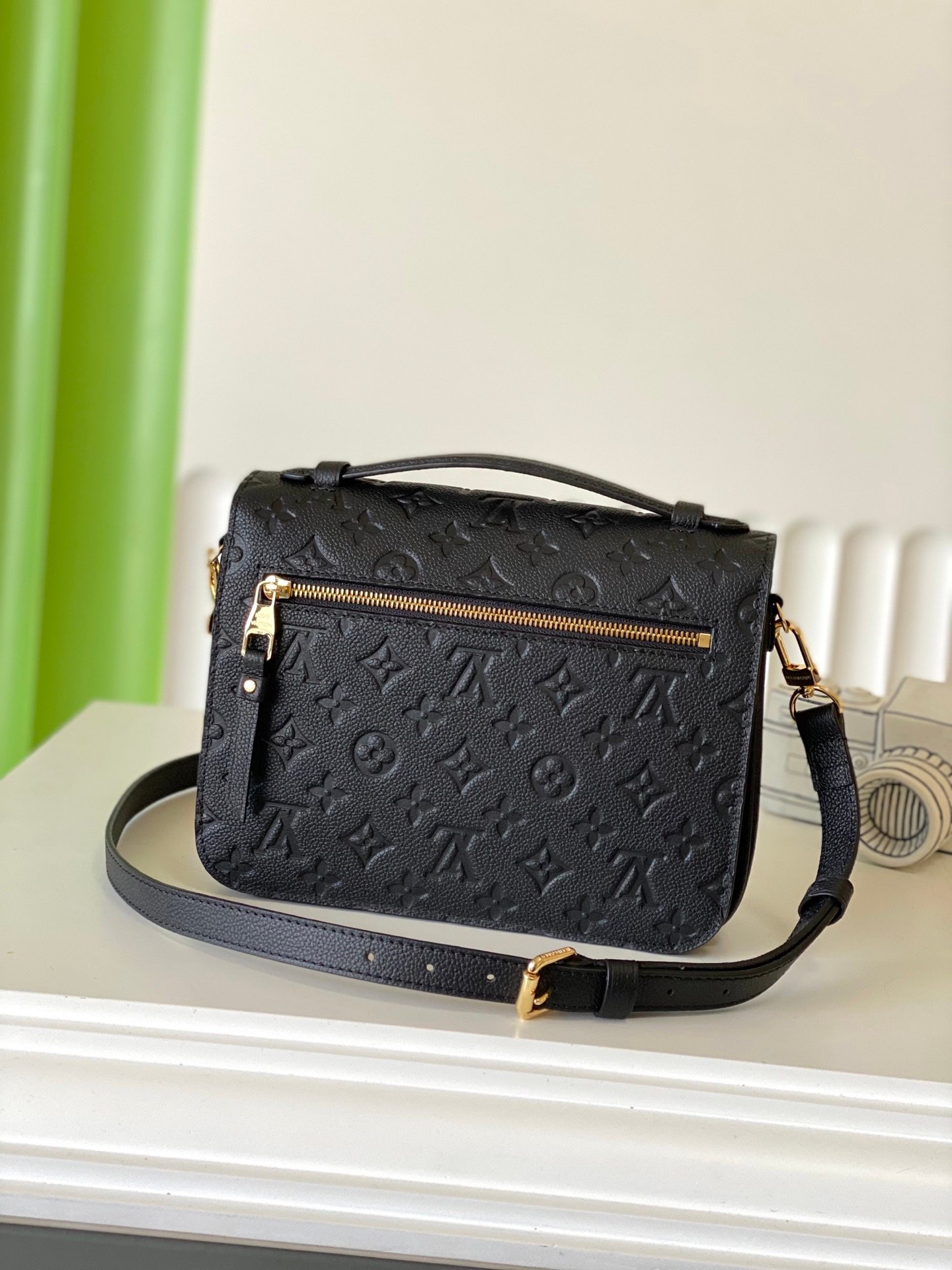 LV Pochette Metis Monogram Empreinte Cowhide - Image 8