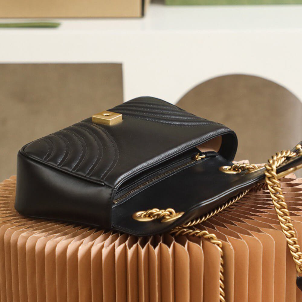GG Marmont small matelasse shoulder bag - Image 2