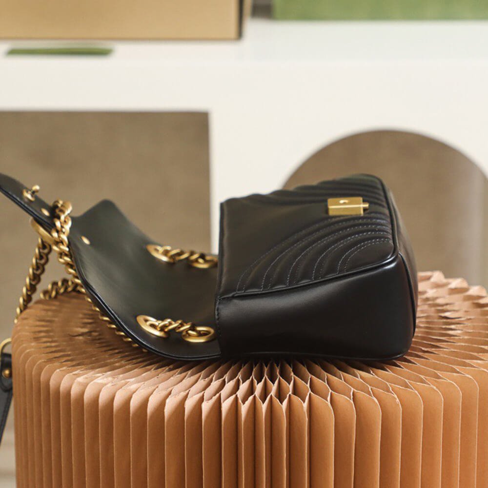 GG Marmont small matelasse shoulder bag - Image 6