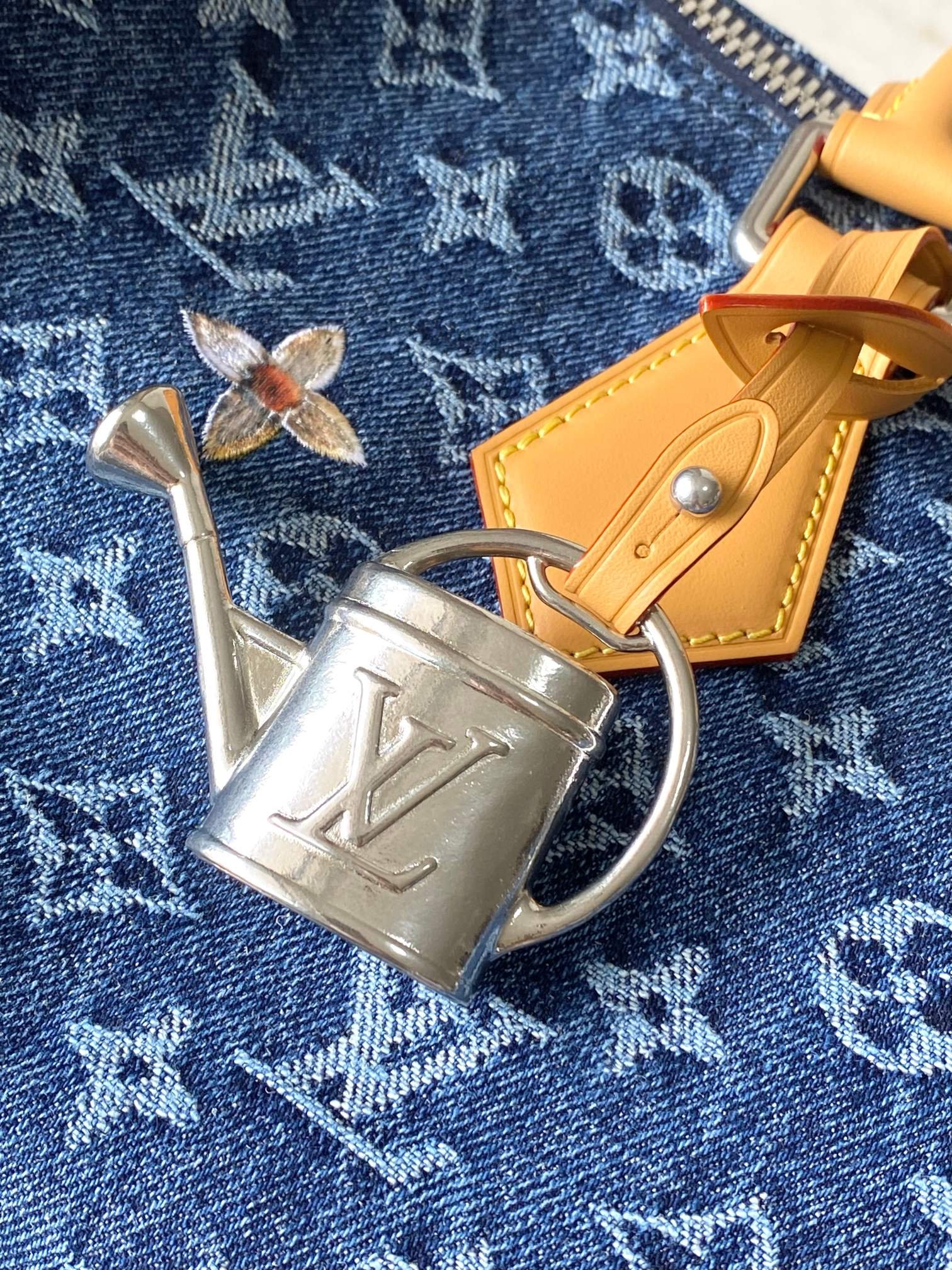 LV SPEEDY 30 BANDOULIÈRE Monogram Denim with flowers - Image 5