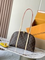 LV Squire PM Shoulder Bag Monogram