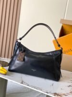 LV CARRYALL EAST WEST Black Lamb